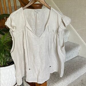 Hester & Orchard Linen Blend Cream Top